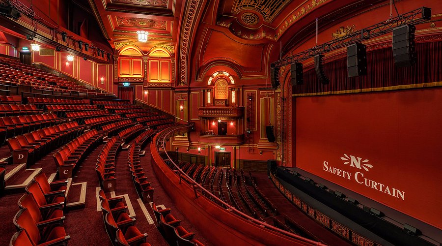 Theatre Lovers’ Guide: Steps from The Newman